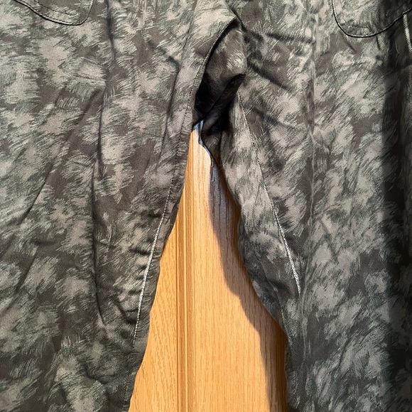 Orvis Women's Midweight Relaxed Fit Jogger - Picture 5 of 13